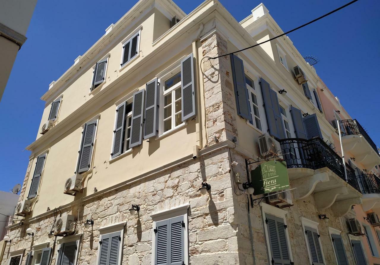Fiera Guesthouse Ermoupoli Exterior foto